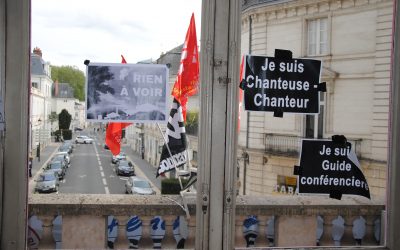 Au Grand Théâtre de Tours, les militants lèvent le rideau sur l’occupation